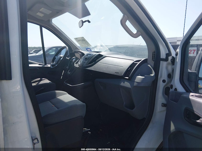 2015 FORD TRANSIT-250 auction photo 5