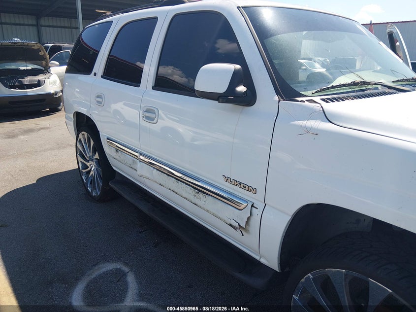 2002 GMC YUKON auction photo 6