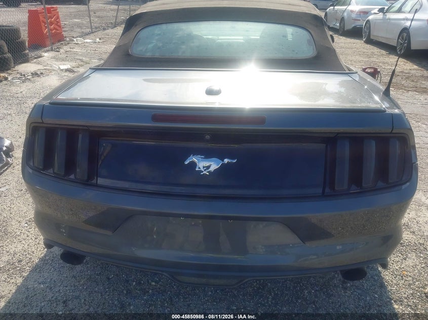 FORD MUSTANG - zdjęcie 16