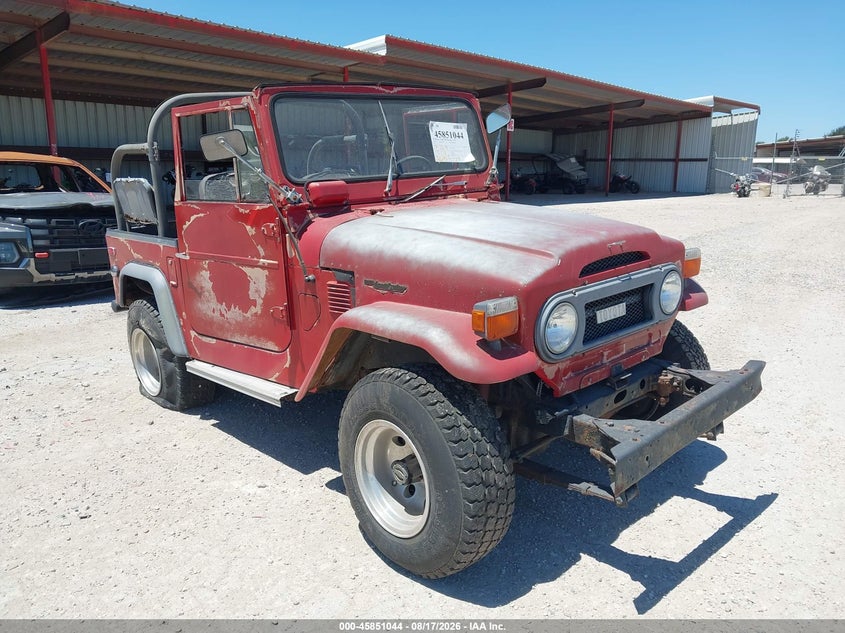 1976 TOYOTA FJ CRUISER