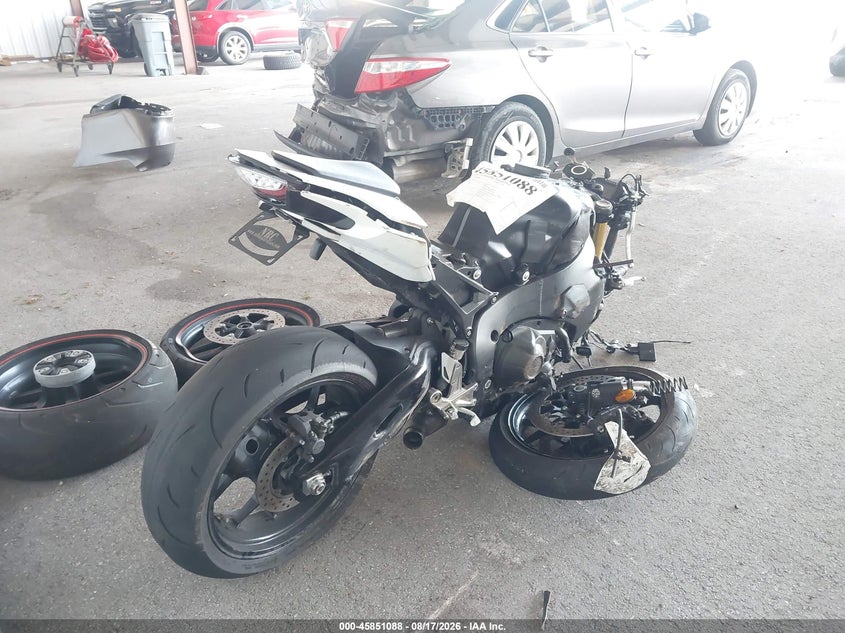 2026 HONDA CBR1000 auction photo 4