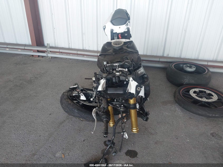 2026 HONDA CBR1000 auction photo 5