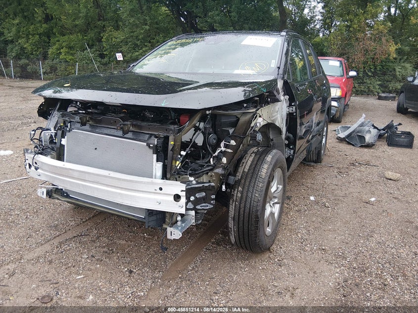 TOYOTA RAV4 - zdjęcie 2
