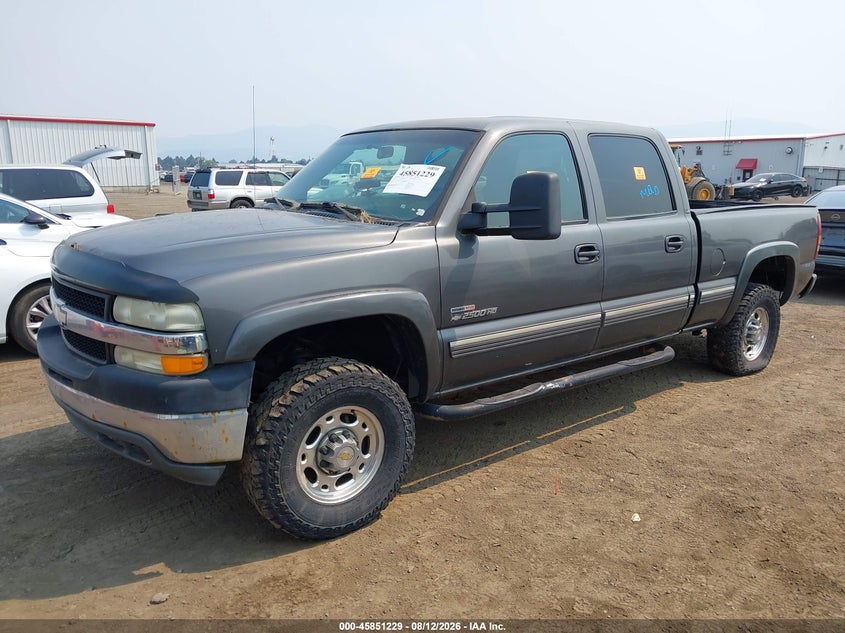 2002 CHEVROLET SILVERADO 2500HD auction photo 2
