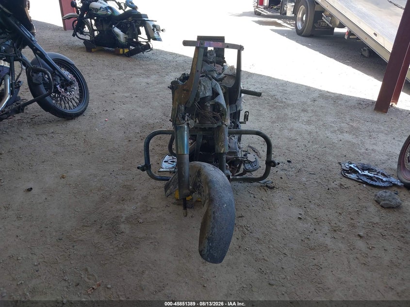 HARLEY-DAVIDSON FLHRSI 2005
