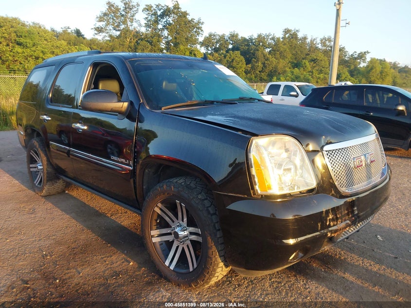 2007 GMC YUKON DENALI auction photo 1