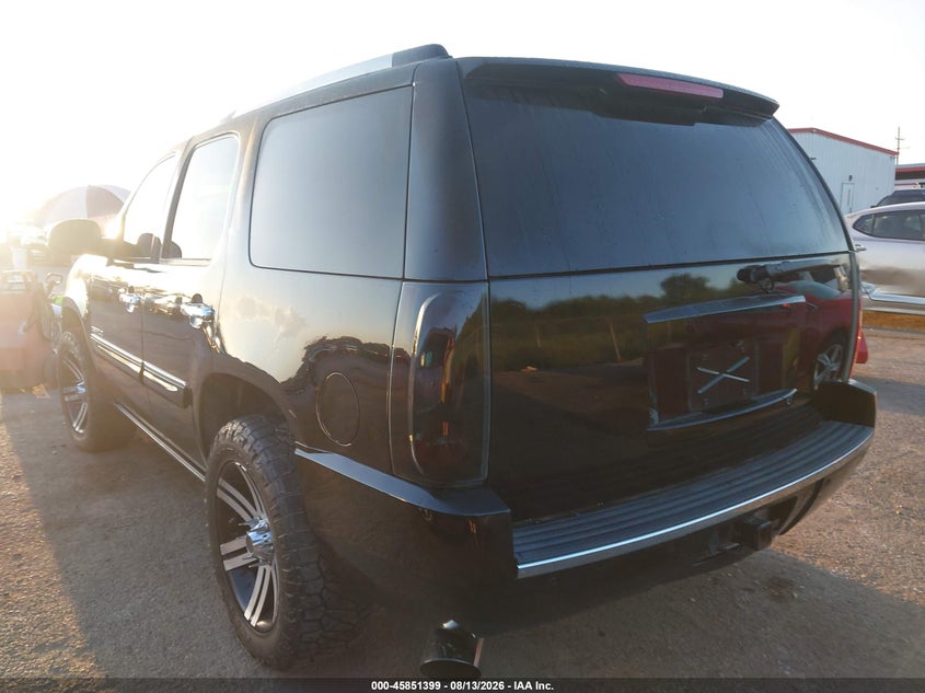 2007 GMC YUKON DENALI auction photo 3