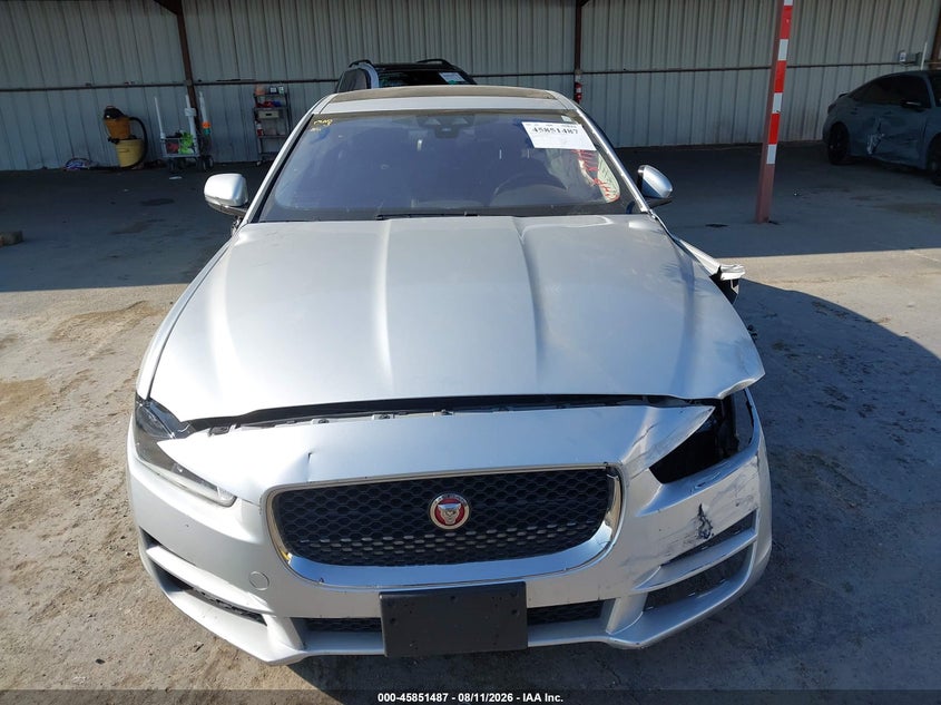 JAGUAR XE - zdjęcie 12