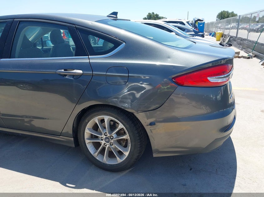 2019 FORD FUSION HYBRID SE · Фото 6