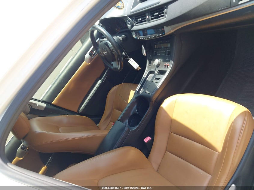 2012 LEXUS CT 200H auction photo 5
