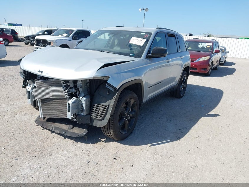 JEEP GRAND CHEROKEE - zdjęcie 2