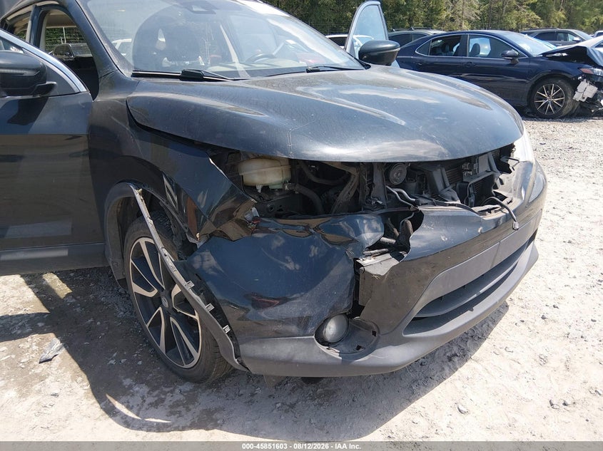 2018 NISSAN ROGUE SPORT auction photo 6