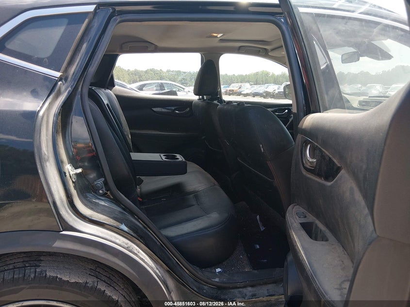 2018 NISSAN ROGUE SPORT auction photo 8