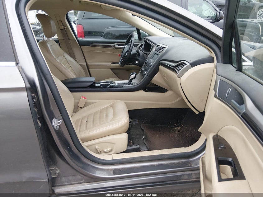 2014 FORD FUSION HYBRID auction photo 5