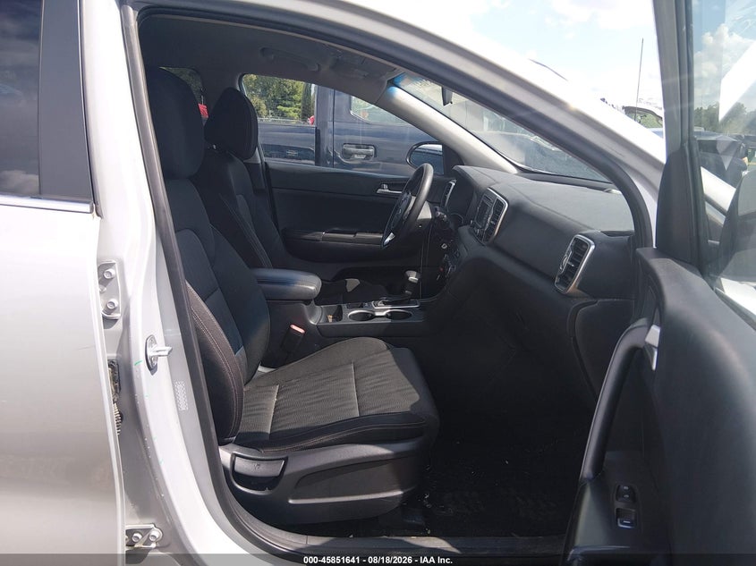 2017 KIA SPORTAGE auction photo 5