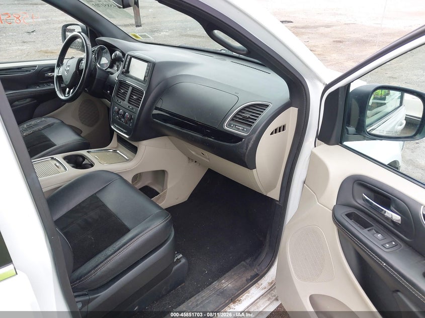 2017 DODGE GRAND CARAVAN auction photo 5