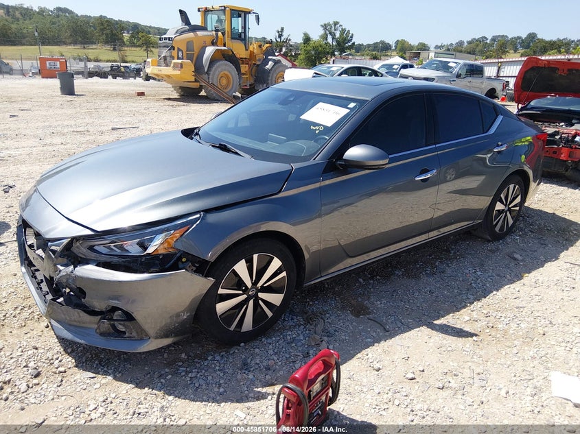 2020 NISSAN ALTIMA auction photo 2