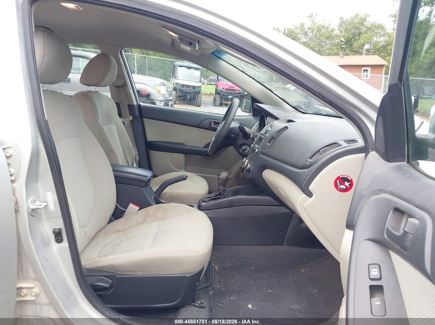 2012 KIA FORTE auction photo 5