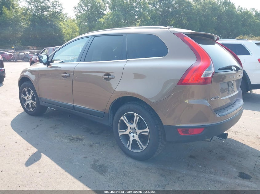 2012 VOLVO XC60 auction photo 3