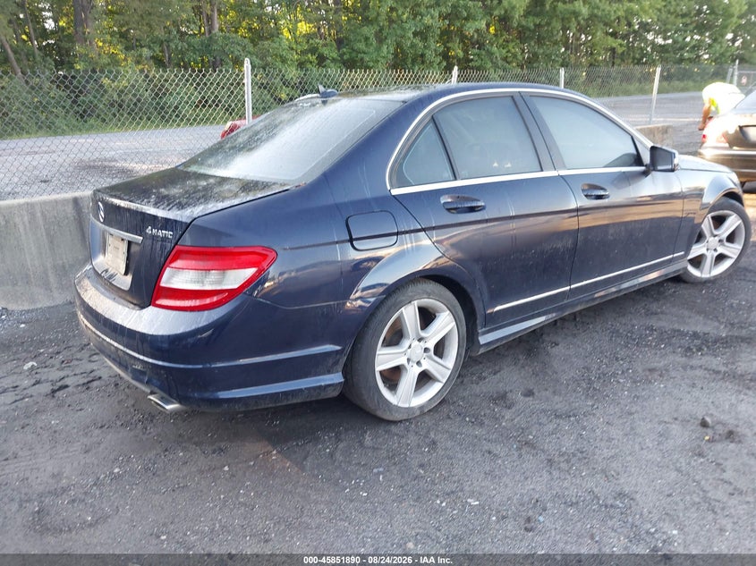 MERCEDES-BENZ C 300 2011 VIN WDDGF8BB1BR147586
