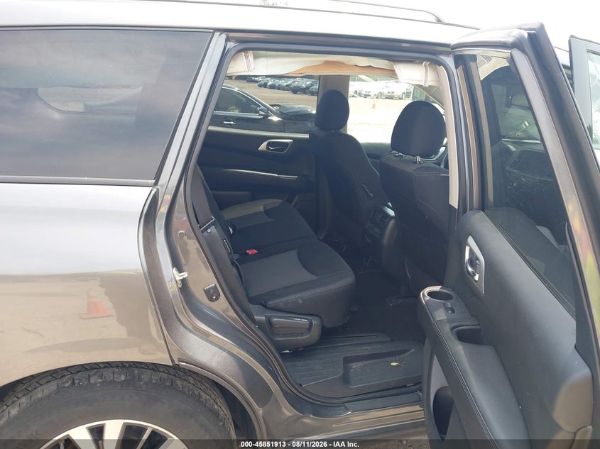 2019 NISSAN PATHFINDER auction photo 8