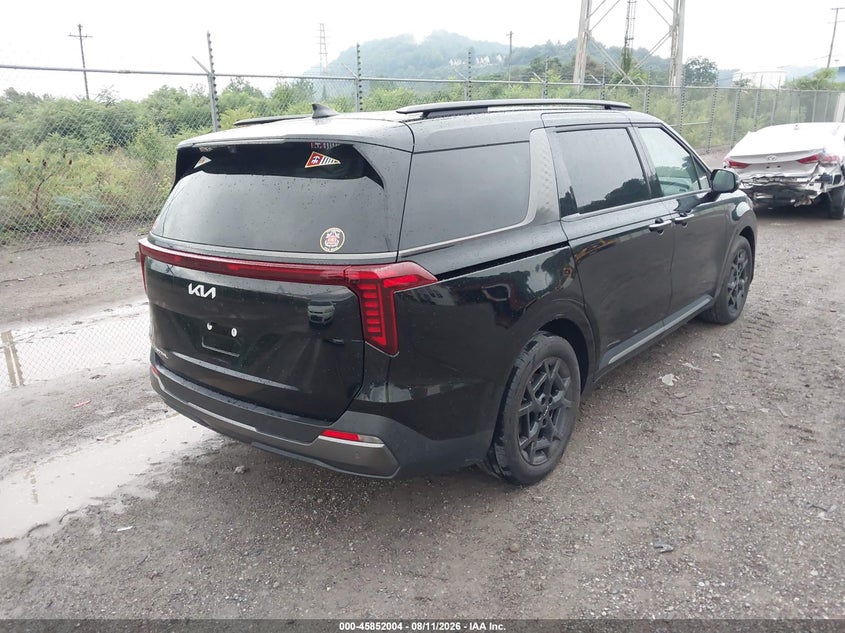 2025 KIA CARNIVAL MPV auction photo 4