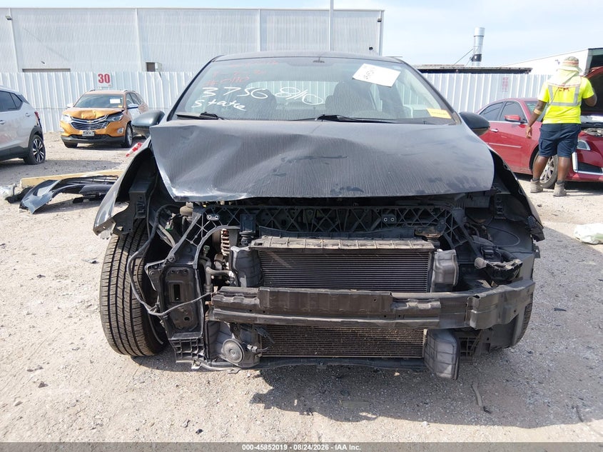 2017 KIA RIO LX · Фото 13