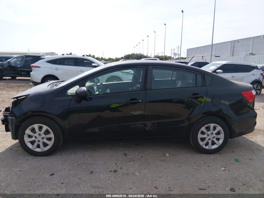 2017 KIA RIO LX · Фото 15