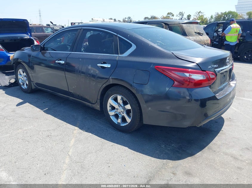 2017 NISSAN ALTIMA auction photo 3