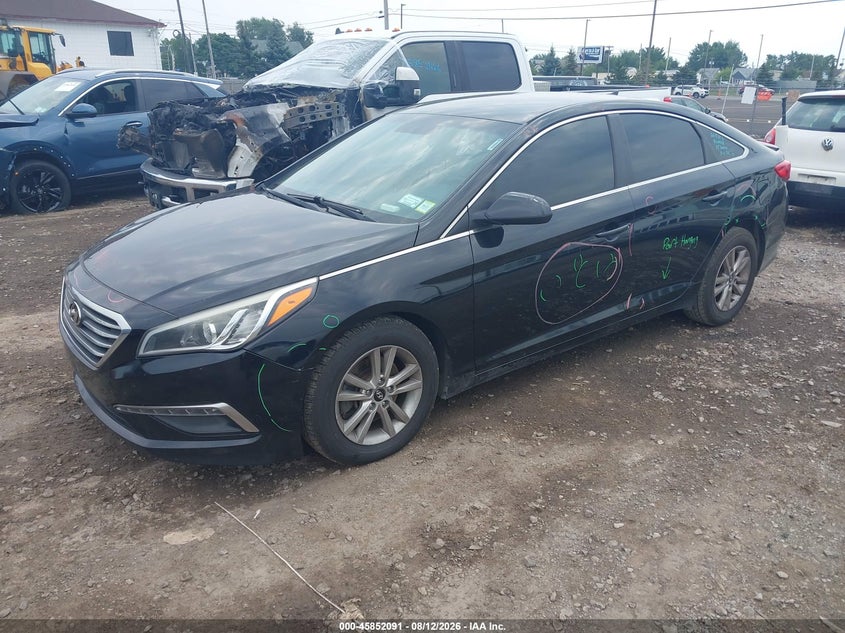 2015 HYUNDAI SONATA SE · Фото 2