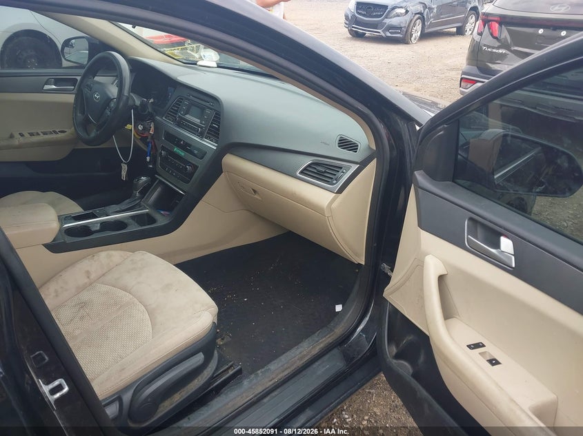 2015 HYUNDAI SONATA SE · Фото 5