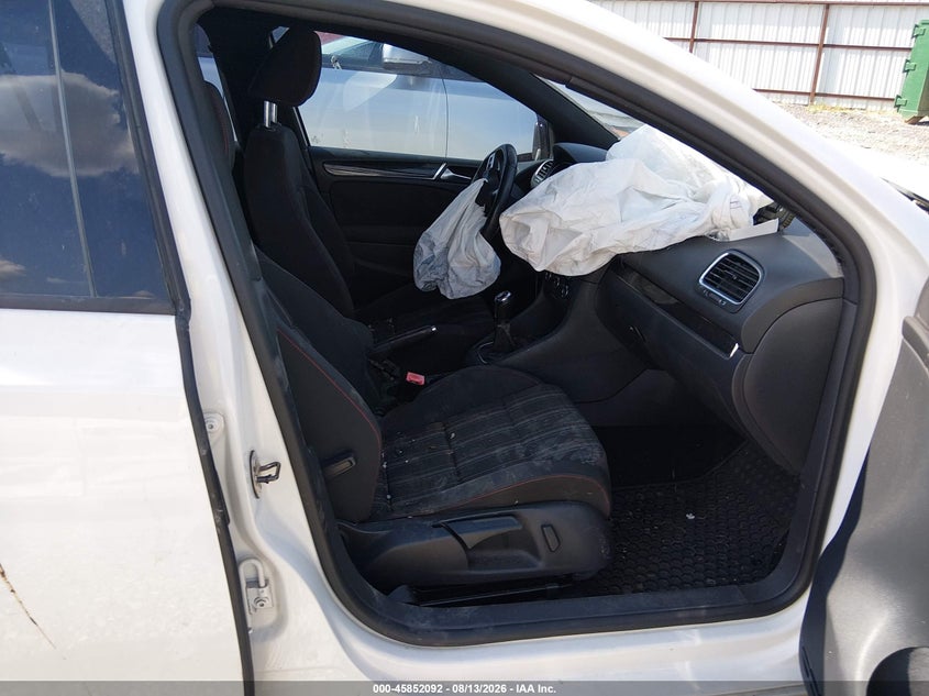VOLKSWAGEN GTI 2011 VIN WVWGD7AJ7BW179477