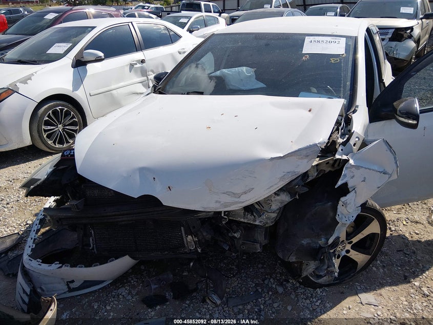 VOLKSWAGEN GTI 2011 VIN WVWGD7AJ7BW179477