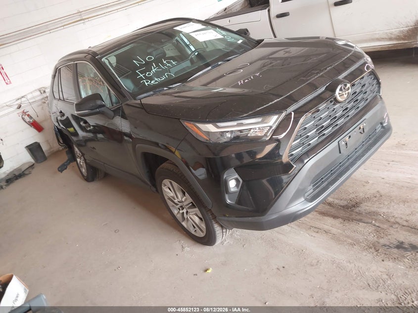 2025 Toyota RAV4 XLE Premium