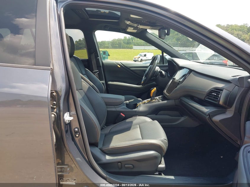 2024 SUBARU OUTBACK auction photo 5