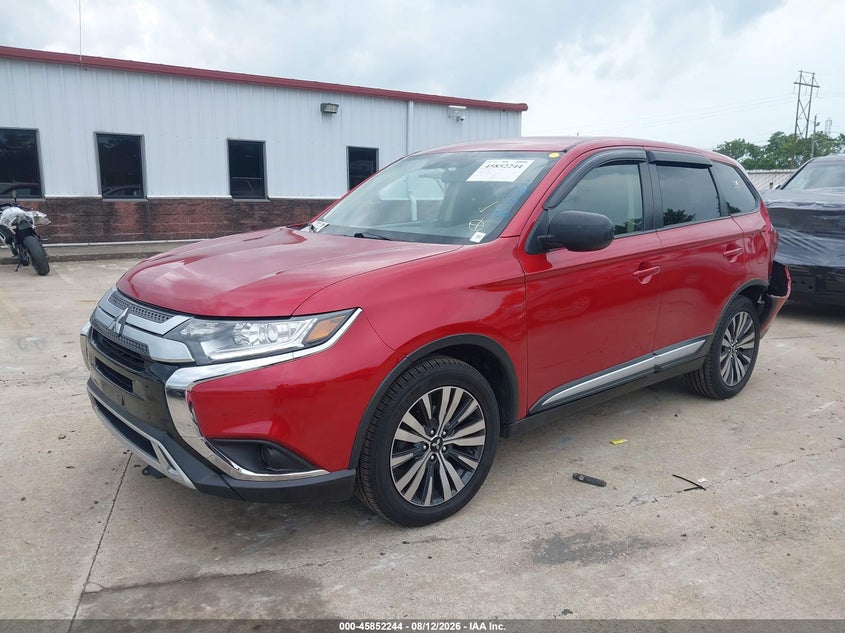 2019 Mitsubishi Outlander, Rear, IAAI, VIN JA4AZ3A35KZ056173 — photo 2