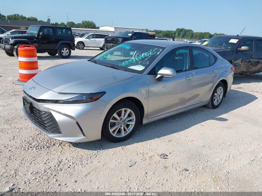 2025 Toyota Camry, Flood, IAAI, VIN 4T1DAACK9SU524823 — photo 2