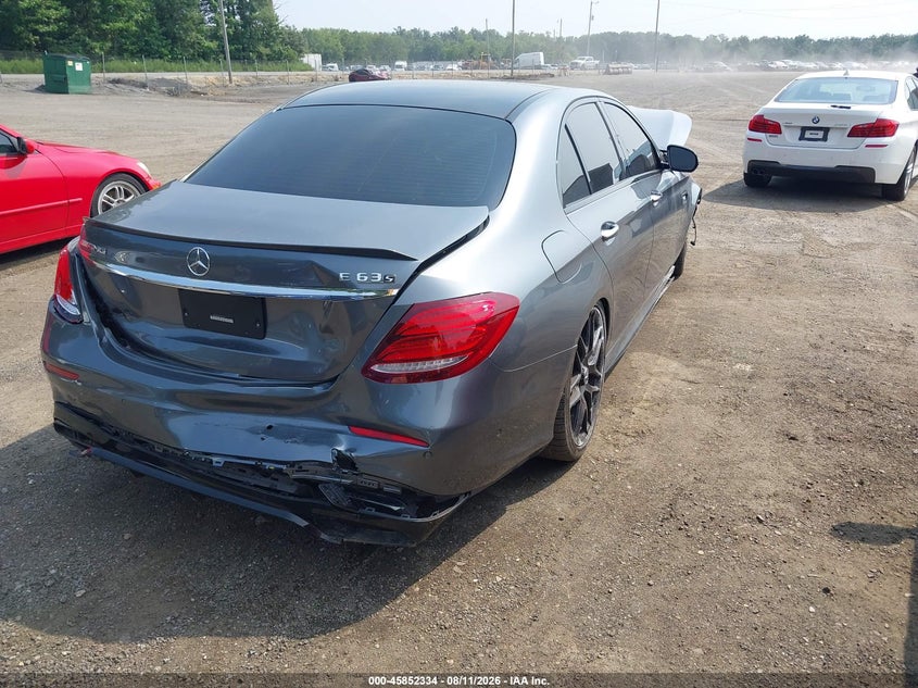MERCEDES-BENZ AMG E 63 - zdjęcie 4