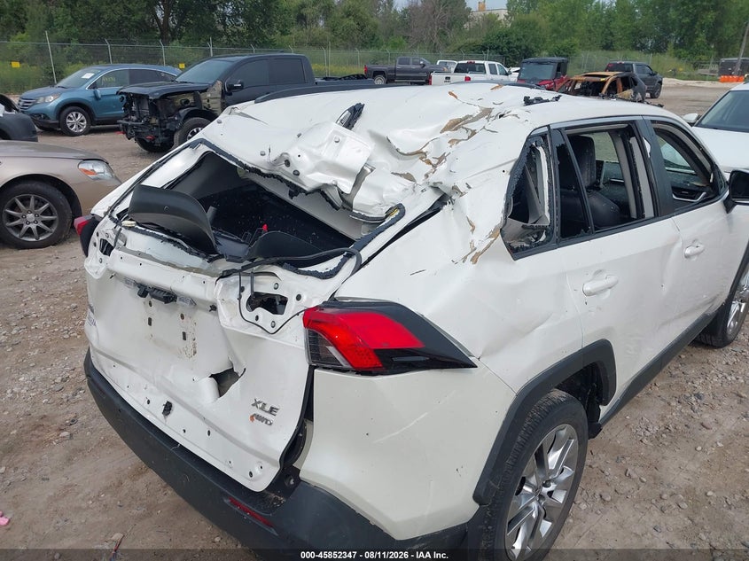 2022 TOYOTA RAV4 auction photo 6