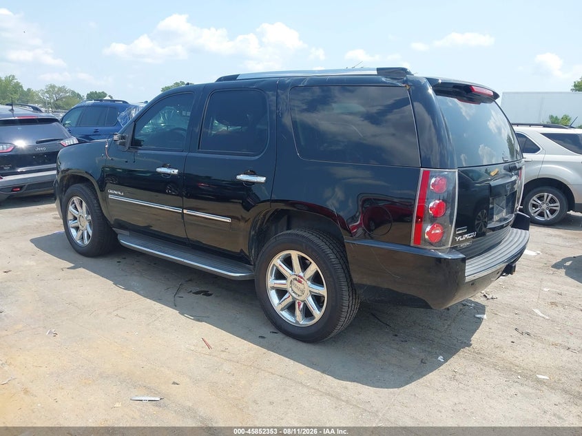 2011 GMC YUKON auction photo 3
