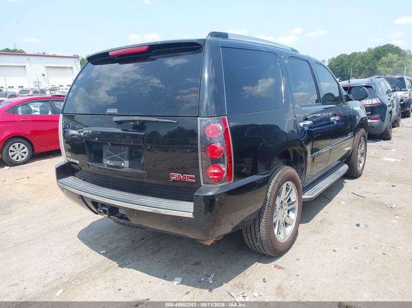 2011 GMC YUKON auction photo 4
