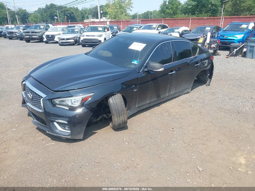 2019 Infiniti Q50 3.0T Luxe, Левый бок, IAAI, VIN JN1EV7AR0KM552674 — фото 2