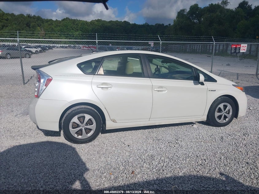 TOYOTA PRIUS - zdjęcie 12