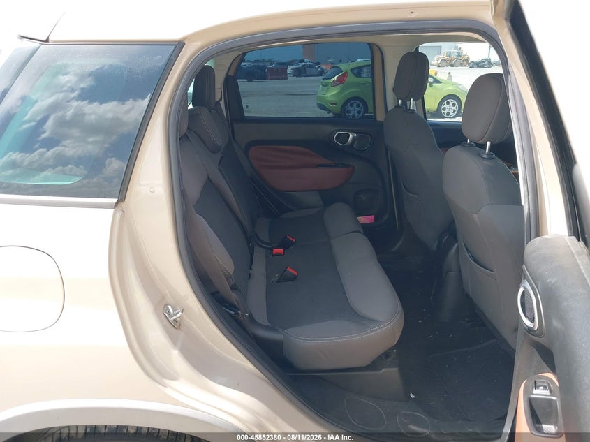 2014 FIAT 500L auction photo 8