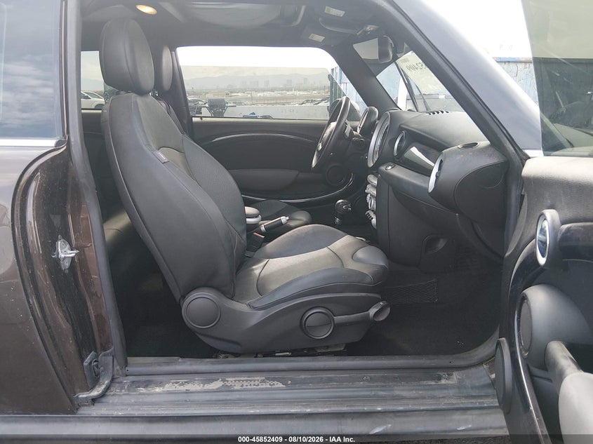 2008 MINI COOPER S CLUBMAN auction photo 5