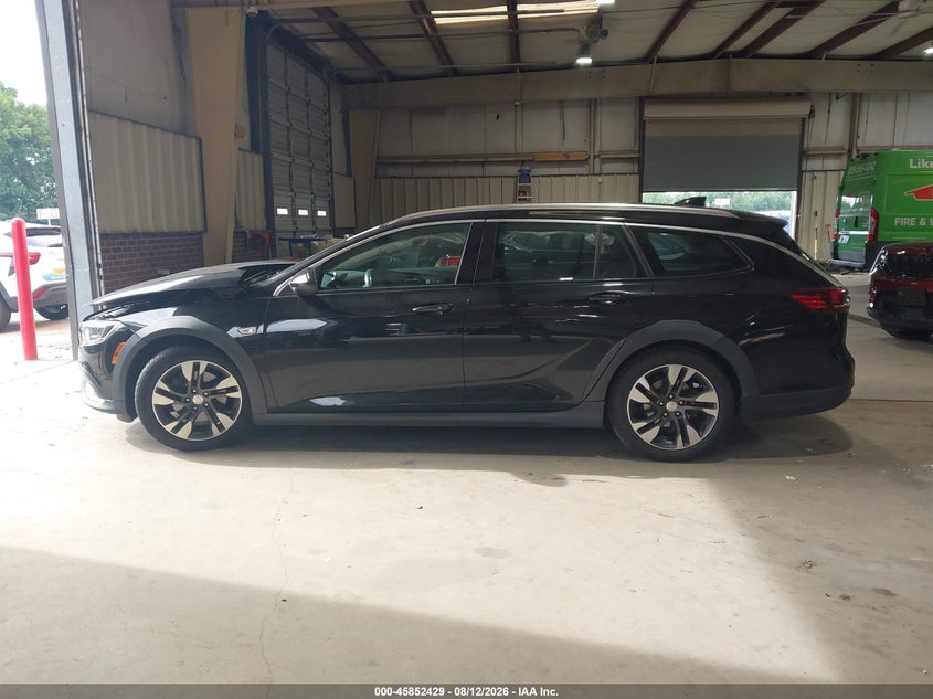BUICK REGAL TOURX 2018 VIN W04GU8SX6J1094984
