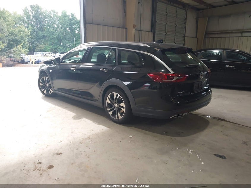 2018 BUICK REGAL TOURX auction photo 3