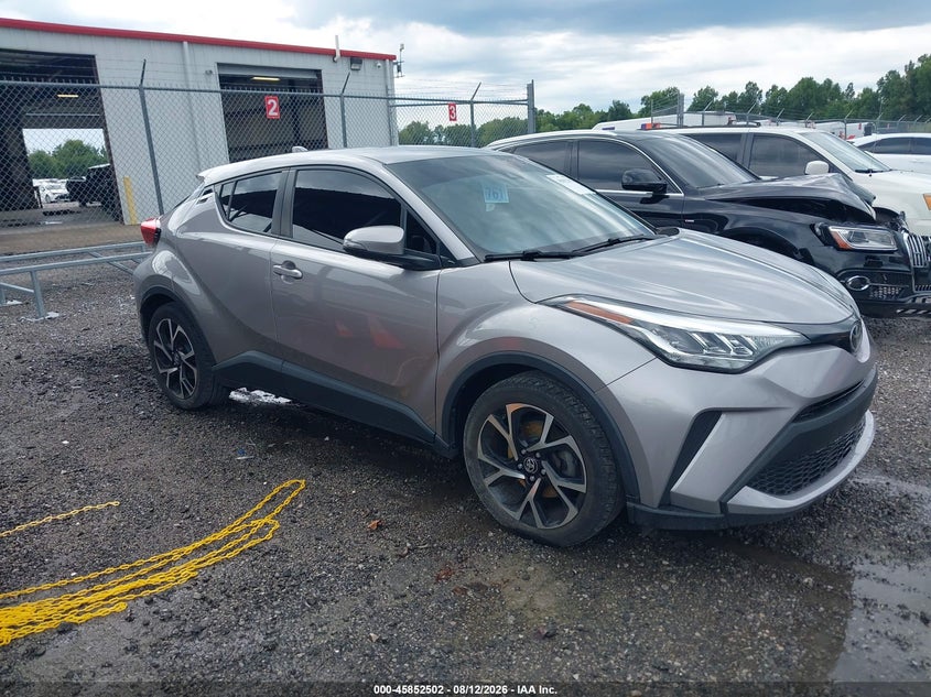 2020 TOYOTA C-HR XLE