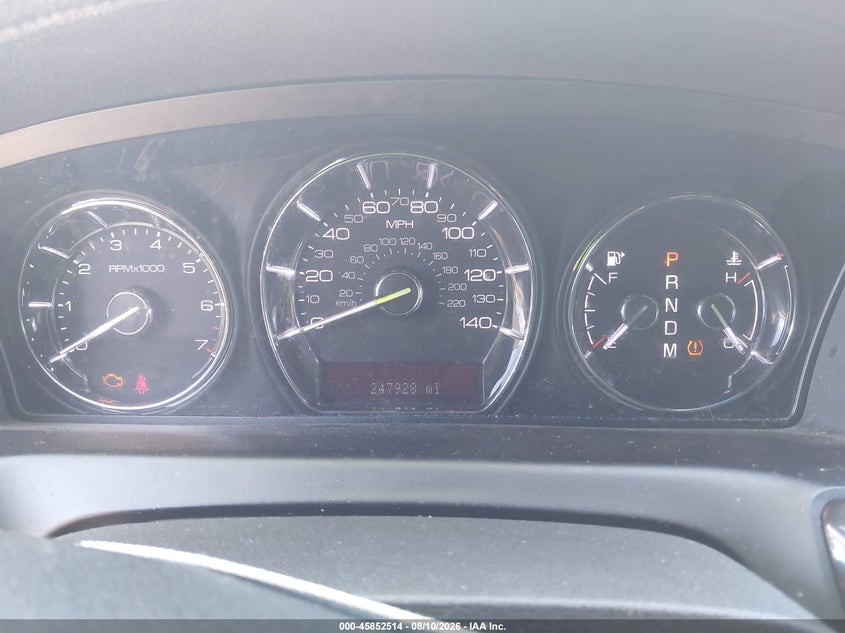 2010 LINCOLN MKS auction photo 7