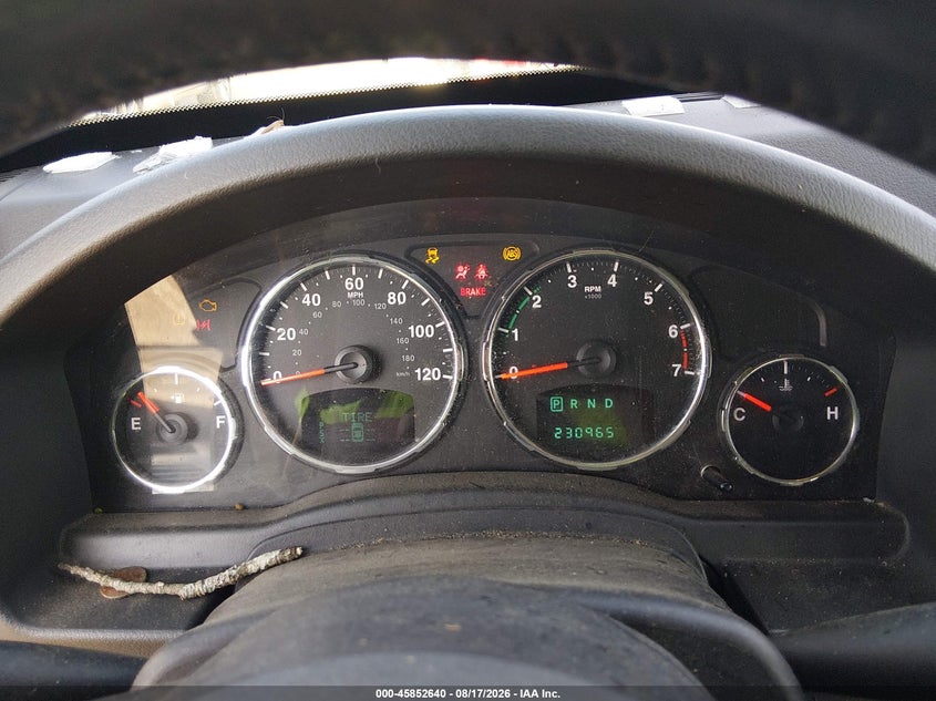 2012 JEEP LIBERTY auction photo 7